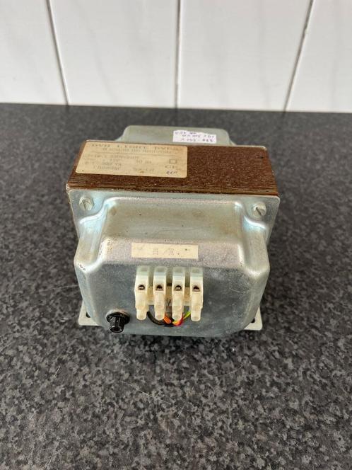 Zware trafo . DVH Light EN60742 . 220v in 12v uit 25A ,300va, Hobby en Vrije tijd, Elektronica-componenten, Gebruikt, Ophalen of Verzenden