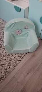 Zacht kinderstoeltje tiamo,mooie zacht groene kleur, Ophalen, Zo goed als nieuw, Stoel(en)