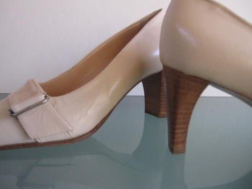 MIMO pumps 36 | beige leer | Nieuw | Gratis verzenden, Kleding | Dames, Schoenen, Pumps, Verzenden, Beige, Nieuw