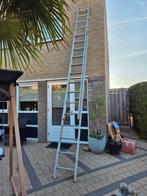 2 x 14 tredes. werkhoogte ruim 5 meter, Doe-het-zelf en Verbouw, Ladders en Trappen, Ophalen, Gebruikt, 4 meter of meer