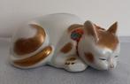 Sleeping Cat In Japanese Kutani Porcelain, Verzenden