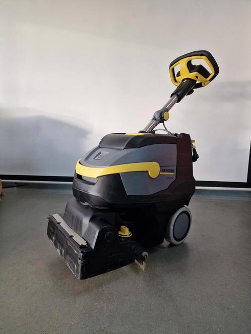 Karcher schrobmachine BR35/12  nieuw eindejaars actie!!!, Doe-het-zelf en Verbouw, Reinigingsmachines, Zo goed als nieuw, Schrobmachine