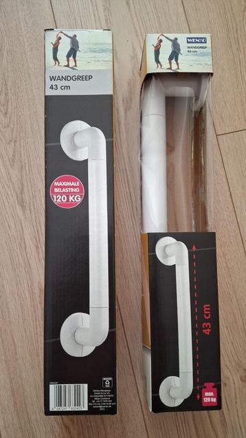 2 nieuwe wandgrepen 43cm beschikbaar voor biedingen