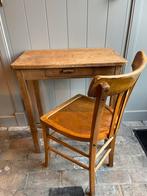 Oud brocante hongaars bureau met frans bar stoeltje, Antiek en Kunst, Curiosa en Brocante, Ophalen