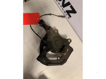 Fusee links-voor van een Renault Twingo beschikbaar voor biedingen