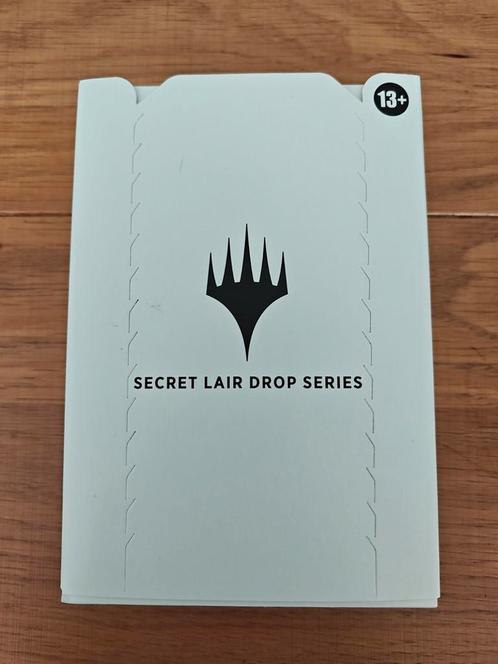 Secret Lair x Hatsune Miku Winter Diva 45 non foil 55 foil, Hobby en Vrije tijd, Verzamelkaartspellen | Magic the Gathering, Zo goed als nieuw