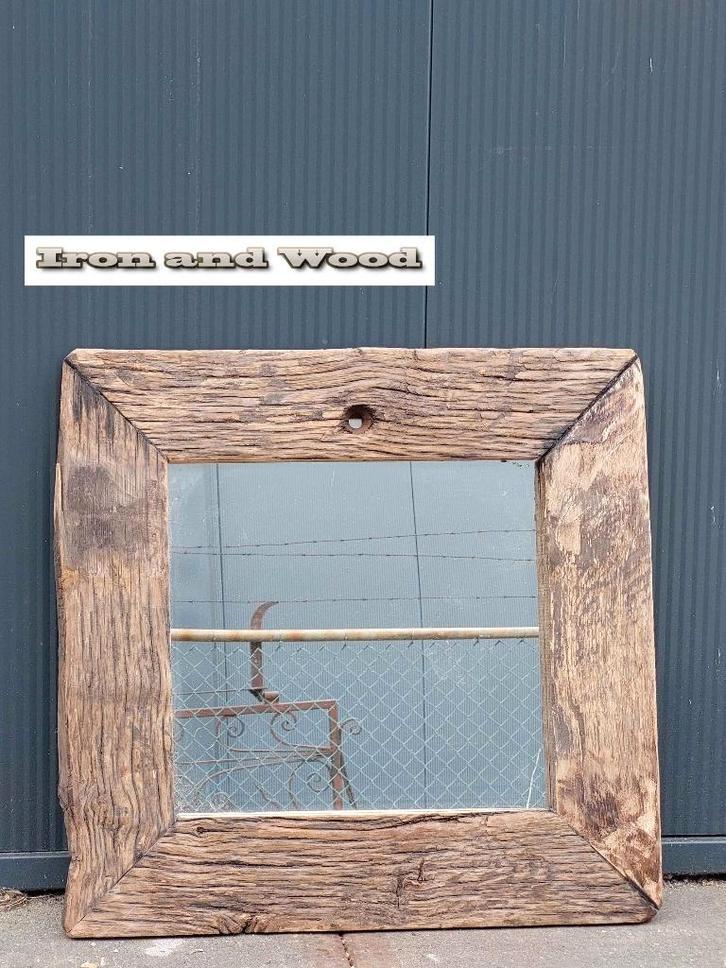 Oud eiken wagondelen / wagonplanken spiegel afm 53 x 52 cm, Huis en Inrichting, Woonaccessoires | Spiegels, Zo goed als nieuw