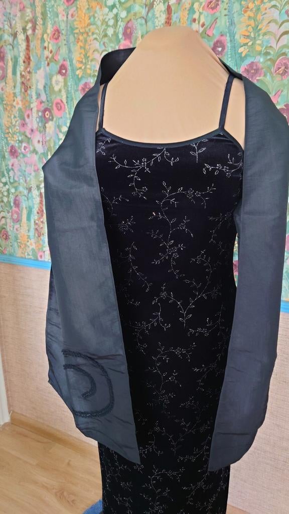 Elegante stola voor galajurk - mooie kwaliteit, Kleding | Dames, Ophalen of Verzenden, Zo goed als nieuw, Zwart, Overige typen