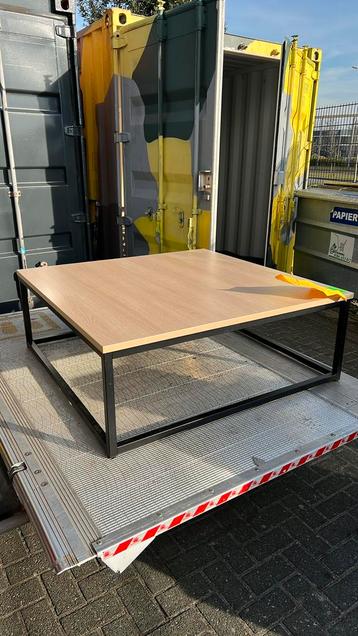 Salontafel 120x120 | Metalen Onderstel | Crème-beige beschikbaar voor biedingen