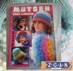 Mutsen voor kinderen breien - Die Masche, Ophalen of Verzenden, Zo goed als nieuw, Breien, Patroon of Boek