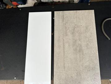 tegels voor badkamer of toilet  beschikbaar voor biedingen