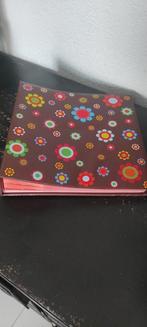 Retro fotoalbum bruin bloemen, Audio, Tv en Foto, Fotoalbums en Accessoires, Ophalen of Verzenden, Zo goed als nieuw, Fotoalbum