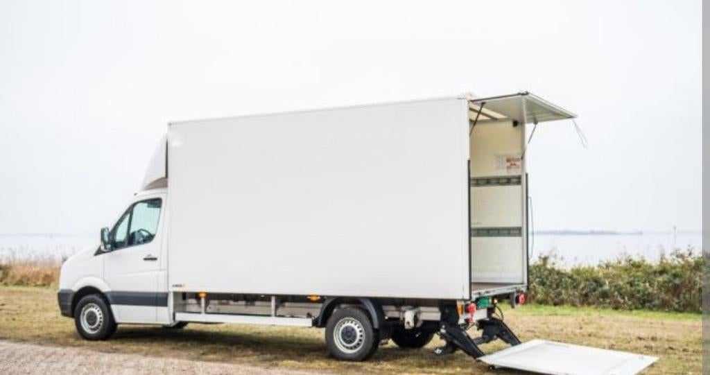 Aanbod: Verhuis Koerier incl Bakwagen met laadklep, Diensten en Vakmensen, Koeriers, Chauffeurs en Taxi's, Chauffeursdiensten