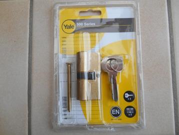 Yale profielcilinderslot met 3 sleutels beschikbaar voor biedingen