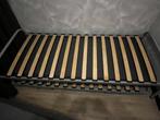 Bed(den), Huis en Inrichting, Slaapkamer | Slaapbanken, Ophalen, 90 cm, Zo goed als nieuw, 200 cm