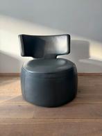 Draaifauteuil in grijs leer van Chateau d'Ax, Ophalen, Minder dan 75 cm, Leer, Zo goed als nieuw