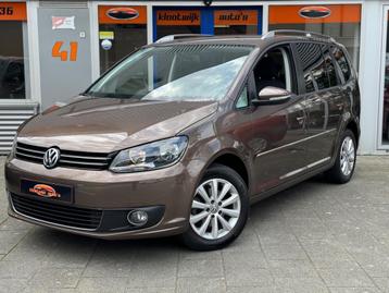 Volkswagen TOURAN 1.2 TSI Highline 7-Persoons Navigatie Crui beschikbaar voor biedingen