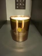 Nieuw Rituals Suede Vanilla Geurkaars, kaars 360gr, Huis en Inrichting, Woonaccessoires | Kandelaars en Kaarsen, Ophalen of Verzenden