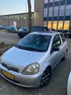 Toyota Yaris 1.0 | 3 Deurs | APK 2027 | Vaste prijs, Auto's, Toyota, Voorwielaandrijving, Airbags, Stof, 4 cilinders