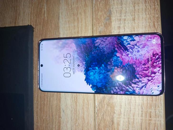 Samsung S20 zo goed als nieuw zonder krassen te koop, Telecommunicatie, Mobiele telefoons | Samsung, Zo goed als nieuw, Galaxy S20