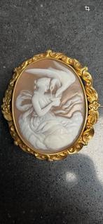 Vintage Geelgouden Camee Speld, 4 tot 7 cm, Gebruikt, Ophalen of Verzenden, Met edelsteen