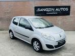 Renault Twingo 1.2 Authentique Airco Apk 3-2026, Voorwielaandrijving, Twingo, Gebruikt, Emergency brake assist