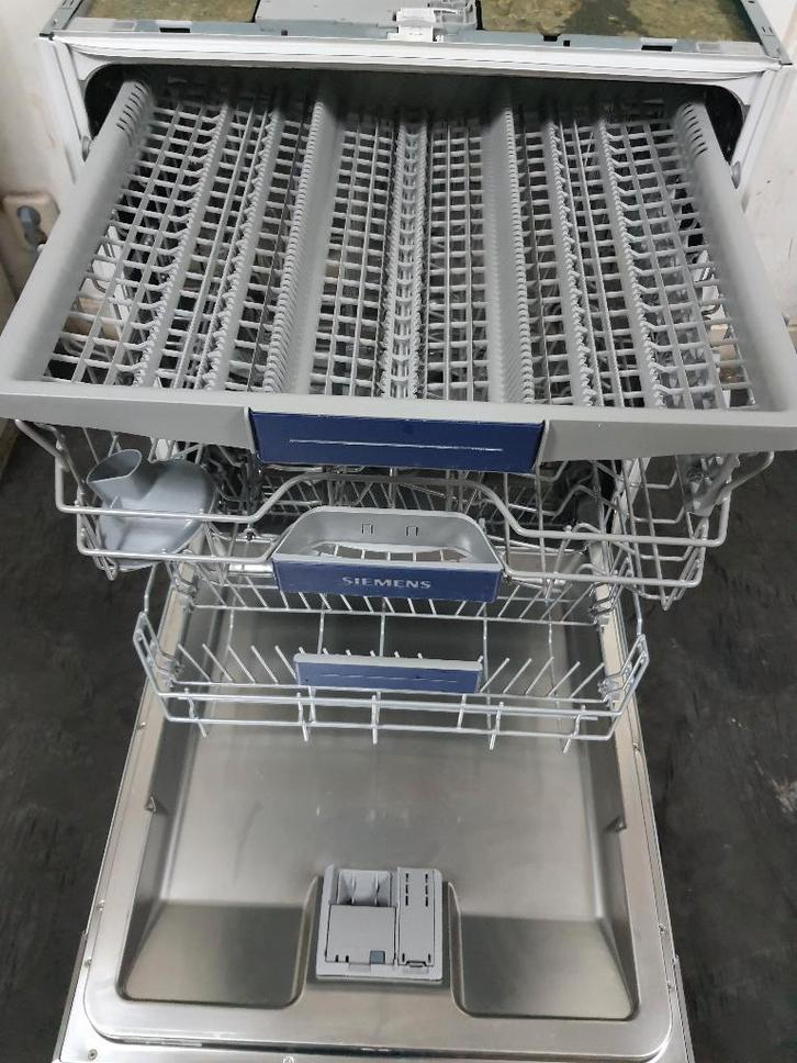 Siemens A++ RVS Inbouw Vaatwasser werkt goed +touchbediening, Witgoed en Apparatuur, Vaatwasmachines, Zo goed als nieuw, Inbouw