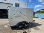 HUMBAUR GESLOTEN DUBBEL-AS 300X150X180H GESPOTEN GLADDE WAND, Auto diversen, Gebruikt