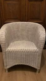 Rieten stoel, wit., Huis en Inrichting, Stoelen, Ophalen, Zo goed als nieuw, Wit, Eén