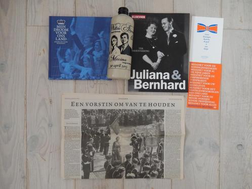 Kruik troonswisseling kaarten krant boeken Juliana Beatrix, Verzamelen, Koninklijk Huis en Royalty, Zo goed als nieuw, Overige typen