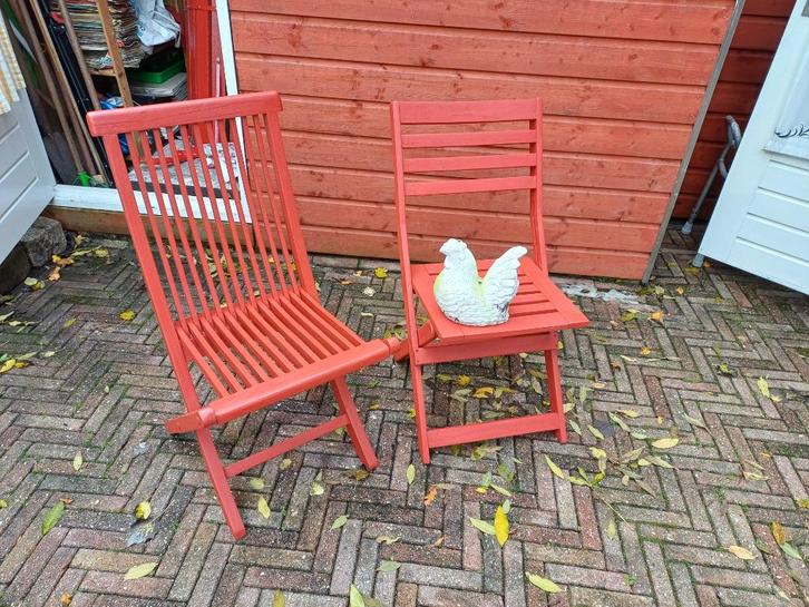 2 Leuke houten tuinstoelen, Tuin en Terras, Tuinstoelen, Gebruikt, Hout, Inklapbaar, Ophalen