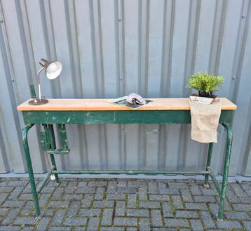 Prachtig industrieel wandmeubel 163x95 beschikbaar voor biedingen