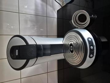 Redelijk nieuwe zilverkleurige senseo beschikbaar voor biedingen
