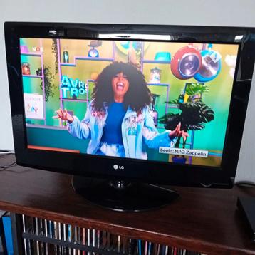 LG TV 90cm - Prima Beeld! beschikbaar voor biedingen
