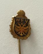 6 voetbal speldjes, jaren 70 en 80, Ophalen of Verzenden, Gebruikt, Sport, Speldje of Pin