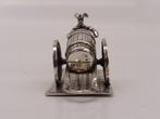 Zilveren miniatuur Soldaat met ton op handkar           Z465, Antiek en Kunst, Ophalen of Verzenden, Zilver