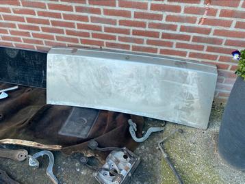 Maserati biturbo onderdelen te koop differentieel enz beschikbaar voor biedingen