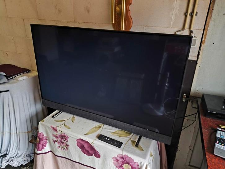 55 inch Philips LED Smart tv met defect, Audio, Tv en Foto, Vintage Televisies, Gebruikt, 100 cm of meer, Philips, Ophalen