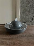 Vital Flow water/drinkfontein voor katten en/of honden, Ophalen of Verzenden, Zo goed als nieuw