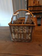 Rieten mand met 4 flessen, Ophalen, Zo goed als nieuw