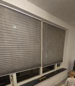 2 Plisse gordijnen 1.50cm breed grijs, Gebruikt, 200 cm of meer, 150 tot 200 cm, Ophalen of Verzenden