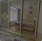 Gouden kast met schuifdeuren en spiegels - snel weg!, Huis en Inrichting, Ophalen, Overige materialen, Gebruikt, 200 cm of meer