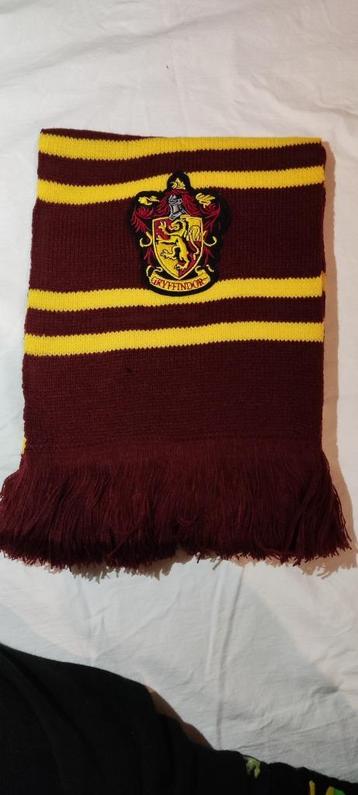 ‍️ Betoverende Griffoendor Luxe Sjaal - Harry Potter Fans beschikbaar voor biedingen