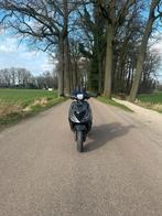 Full Option Piaggio Zip e4, Fietsen en Brommers, Scooters | Piaggio, Ophalen of Verzenden, Zo goed als nieuw, Zip