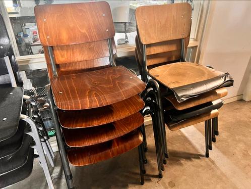 Industriële retro vintage sixties stapelbare school stoelen, Huis en Inrichting, Stoelen, Gebruikt, Vijf, Zes of meer stoelen