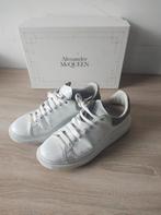 Alexander McQueen sneaker Wit 43, Gedragen, Ophalen of Verzenden, Wit