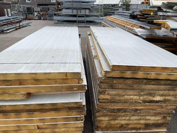 Sandwichpanelen 3970x1170 mm | 80mm dik beschikbaar voor biedingen