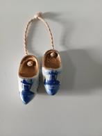 Delfts blauw en goudgeschilderd klompjes uit de jaren '50, Ophalen of Verzenden