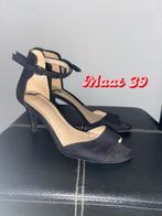 Prachtige zwarte pumps H&M (39), Ophalen of Verzenden, Zo goed als nieuw