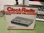 Philips D3020 Klokradio MW FM - Vintage, Ophalen of Verzenden, Zo goed als nieuw, Radio
